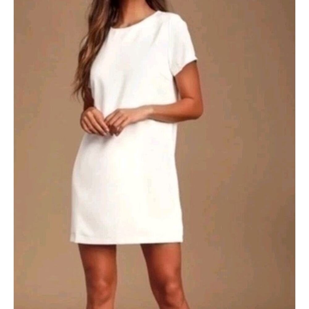 LULUS Shift Chic Ivory Shift Dress Short Sleeve Lined Sz M Minimalist Classy